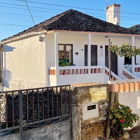 My Grandmas A Casa Das Avos Vale de Figueira Buitenkant foto